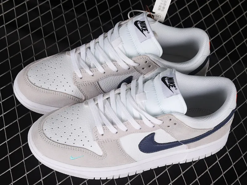 All categories Nk SB Dunk series Nk SB Dunk Low low-top sneakers cost-effective version Nk SB Dunk Low black and white blue SB low-top sports and leisure sneakers FJ4227-001
